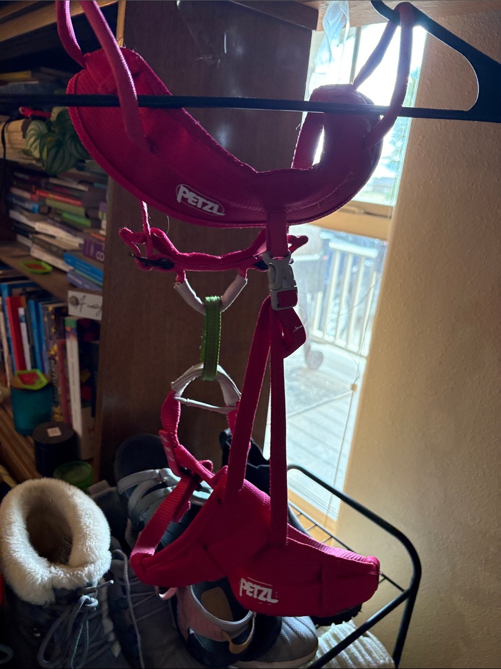 Petzl Macchu Kids Climbing Harness – Red/Pink